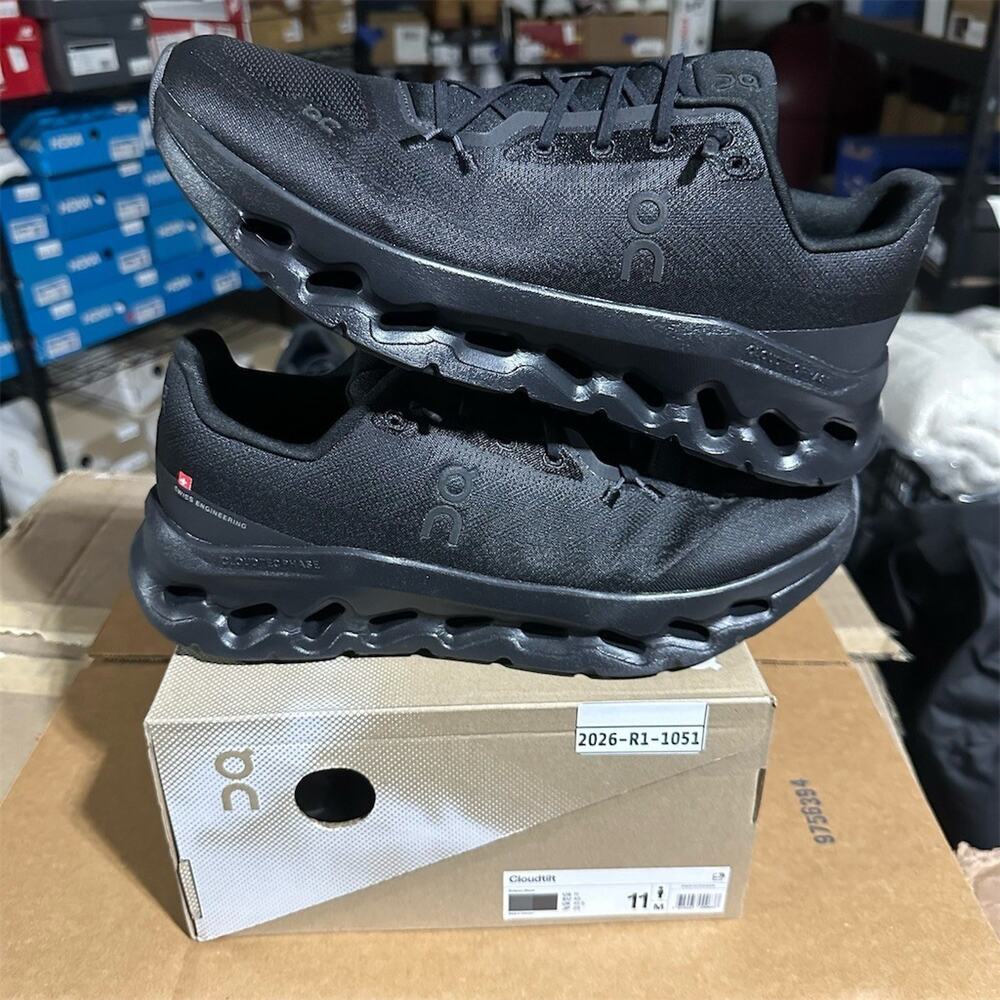 On Running Cloudtilt 'Black/Eclipse' Sneakers 3ME10100264 | Mens 11 | New w/ Box